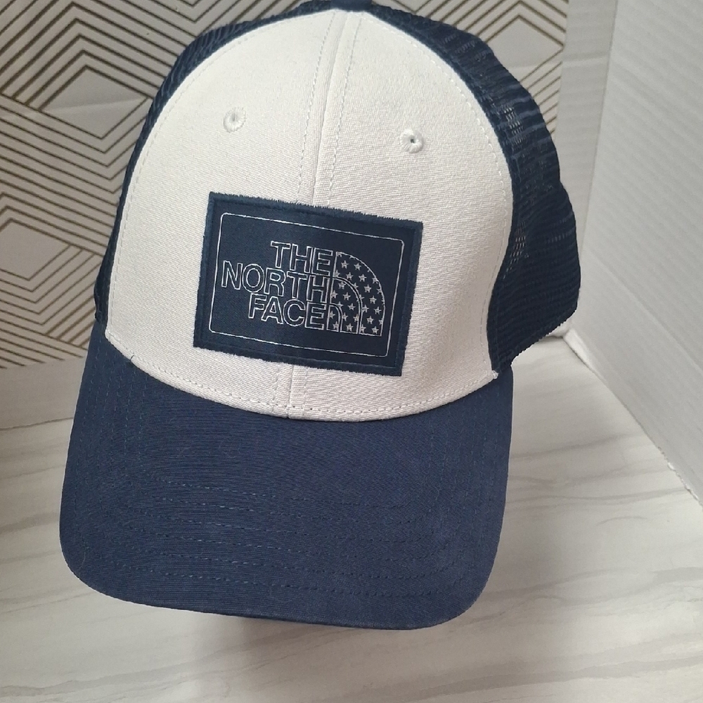 The North Face Navy and White Mesh Cap